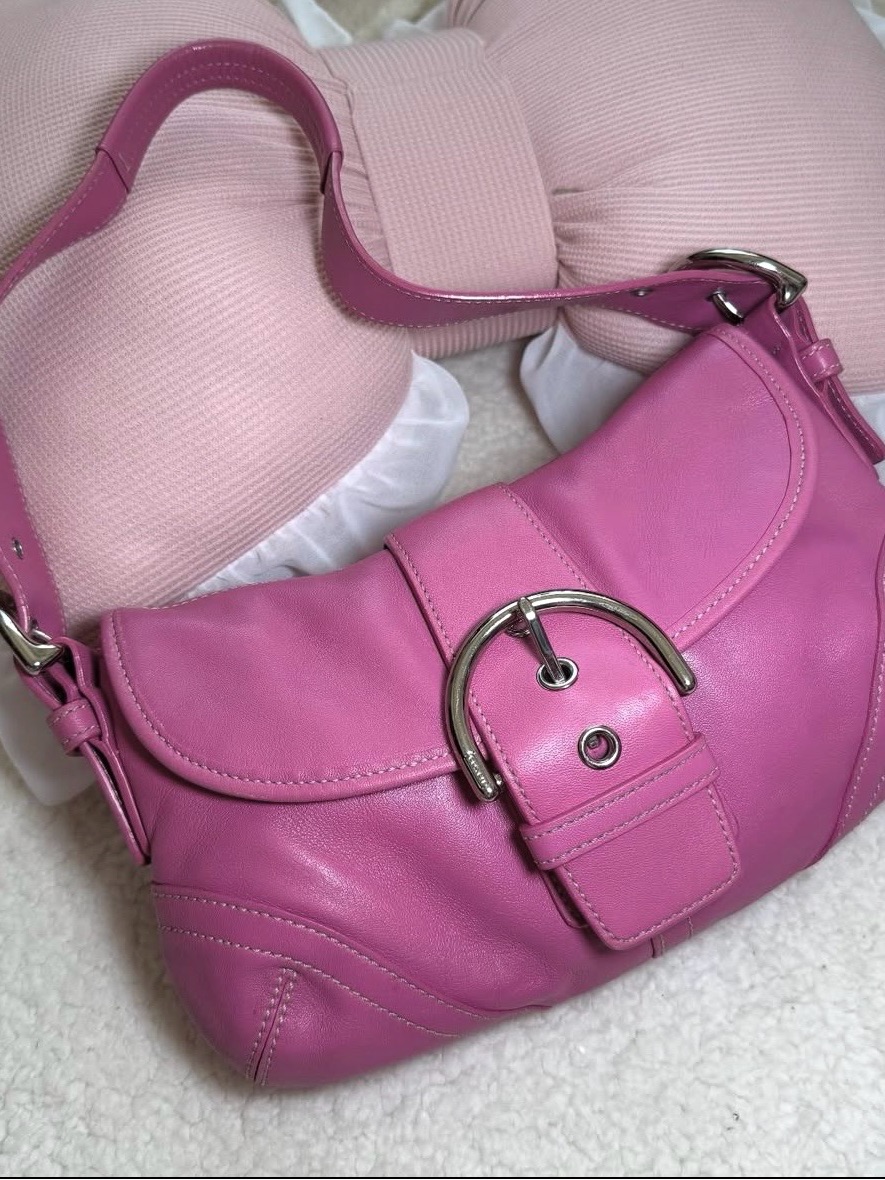 Coach Mini Soho Bag Barbie Pink!!